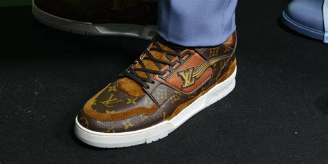 scarpe louis vuitton uomo 2020|louis vuitton sneakers.